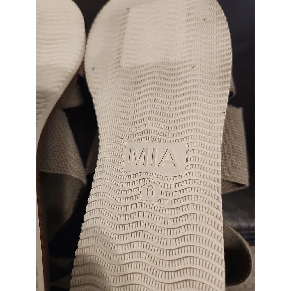 Mia Valuna Elastic Band Sandal Brown Size 6